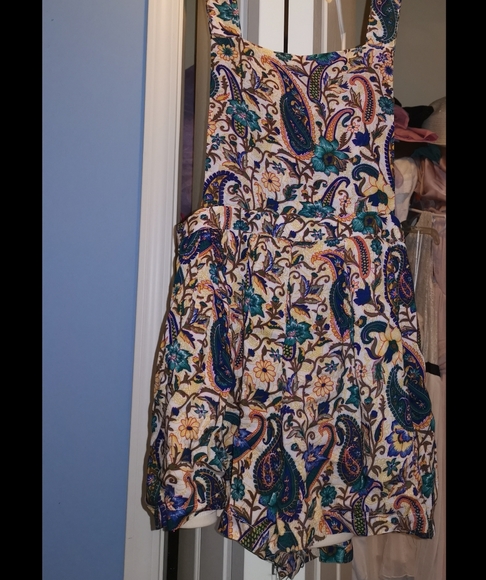 Romper - Picture 2 of 3